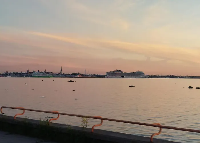 Apartamento Lauluvaeljak 3room Tallin