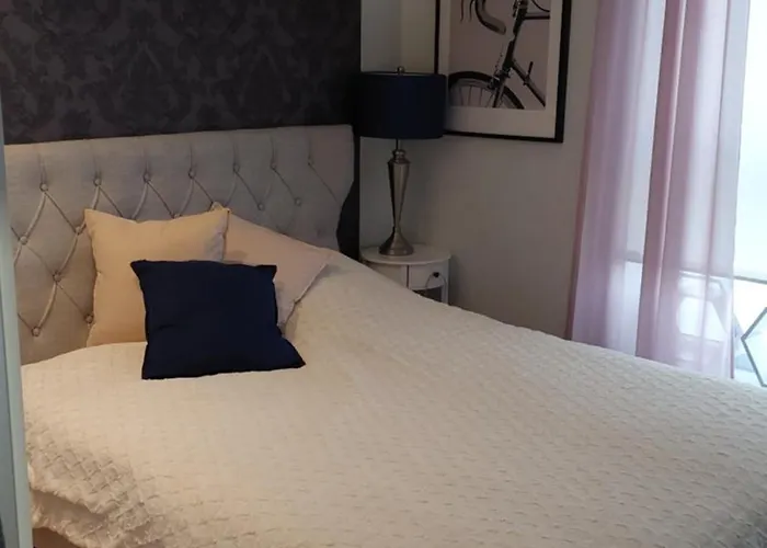 Lägenhet Lauluvaeljak 3room